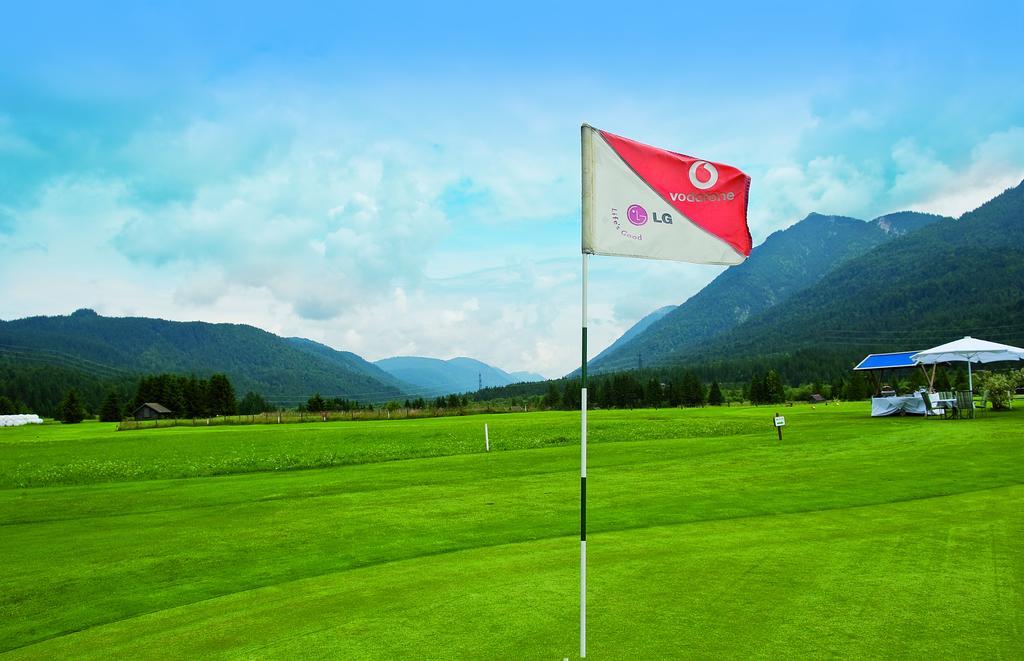 Parkhotel Wallgau 4 Sterne Superior Alpenjuwel Mit Spa Genuss, Golf & Wellness In Der Karwendel-Region Tradition Trifft Eleganz Im Stilvollen Rueckzugsort Екстериор снимка